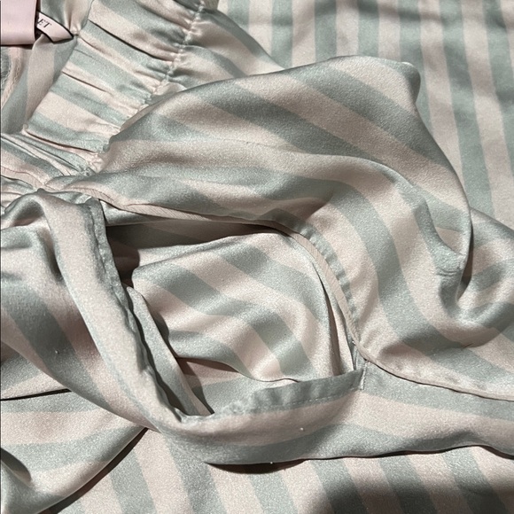 Victoria’s Secret Striped Satin Pajama Set - Picture 14 of 16